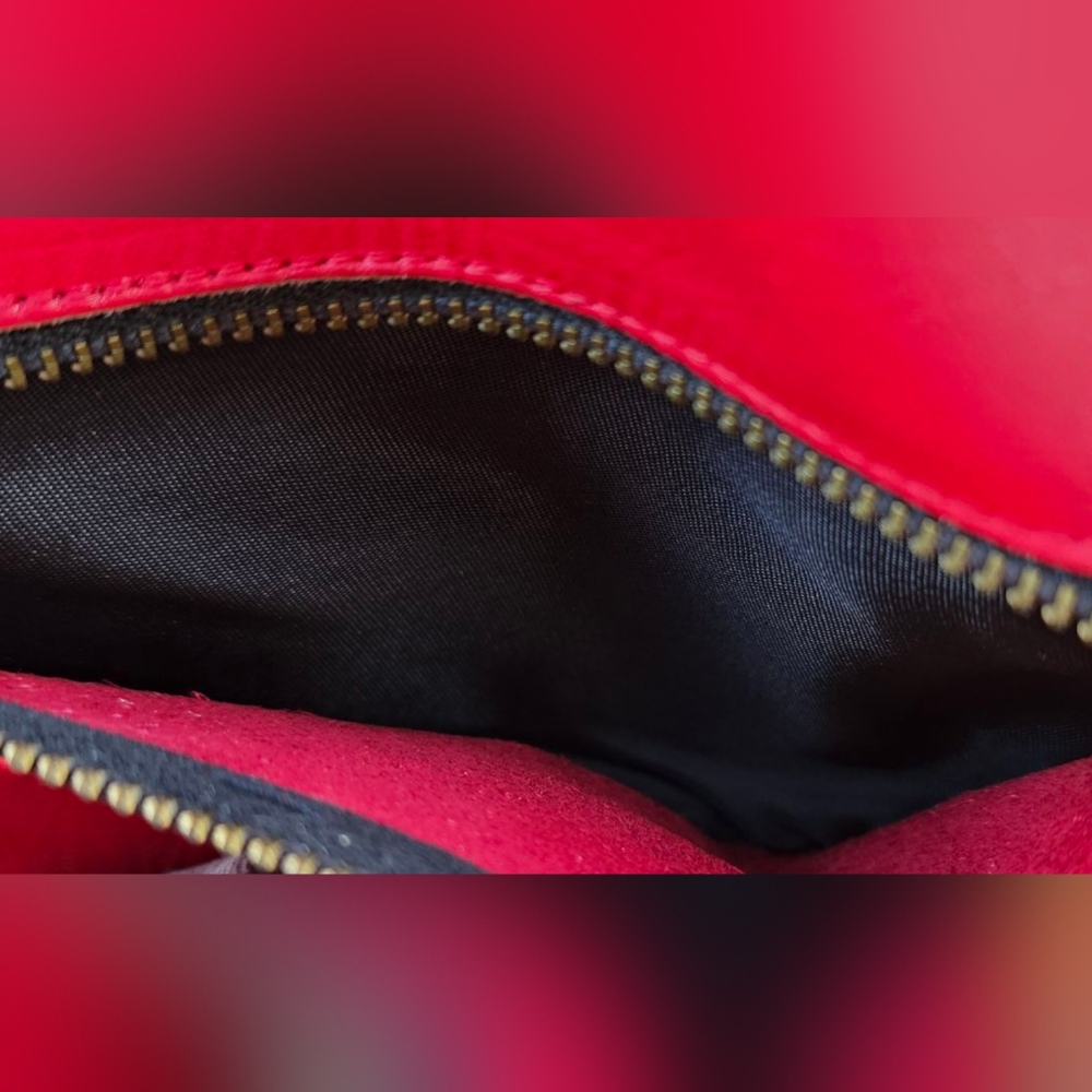 Vintage Small Leather Red Bag Kiss Lock Clasp - Picture 9 of 13